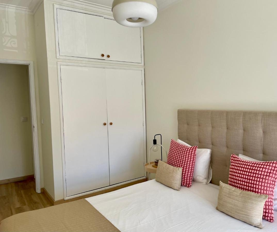 Old Town Cozy Apartment Porto Bagian luar foto
